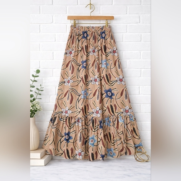 Christian Siriano Dresses & Skirts - NWOT Christian Siriano NY Floral Patterned Maxi Skirt XS Boho Tan Brown Cottage